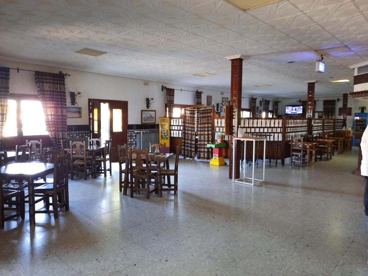 Hostal Gran Capitan Bargas Exterior photo